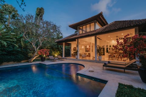 Property building, Night, Pool view, Swimming pool