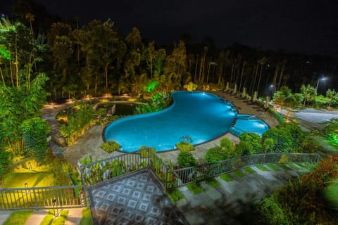 Pool view, Swimming pool, Swimming pool