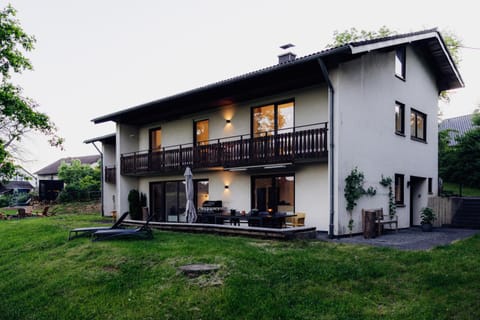 Property building, Garden, Garden view
