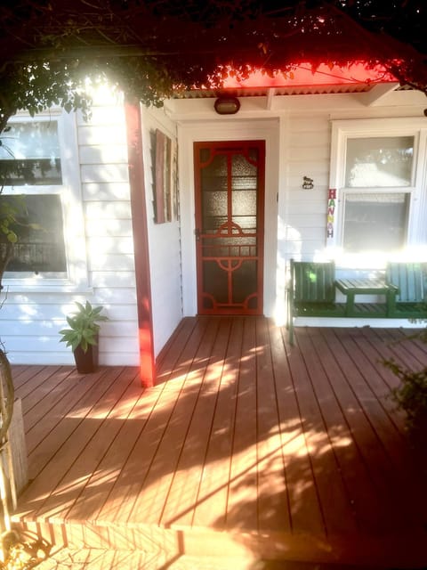 Facade/entrance, Day