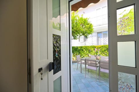 Ischian Escape- Vintage Bath and Lush Nature Apartment in Barano d'Ischia