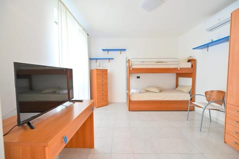 Ischian Escape- Vintage Bath and Lush Nature Apartment in Barano d'Ischia