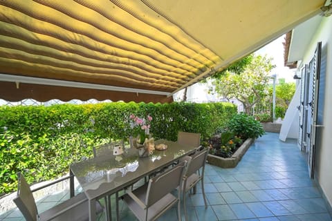 Ischian Escape- Vintage Bath and Lush Nature Apartment in Barano d'Ischia