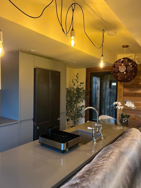 White River Retreats luxury lodges with Private Wood Fired Hot Tubs Nature lodge in Wales