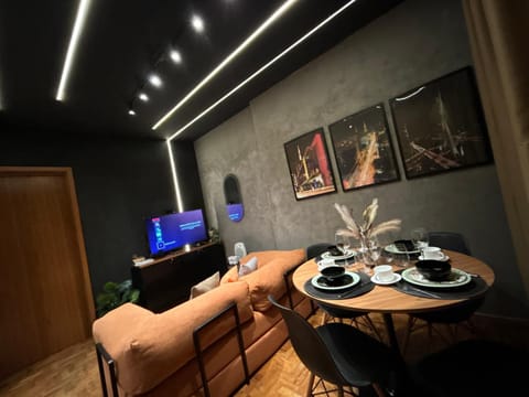 TV and multimedia, Living room, Dining area