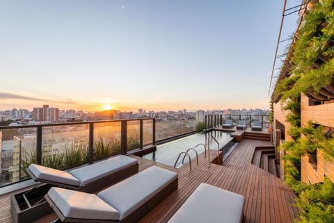View (from property/room), Balcony/Terrace, City view, Sunset
