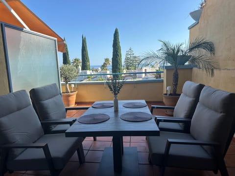 View (from property/room), Balcony/Terrace