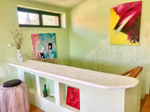 Living room, minibar