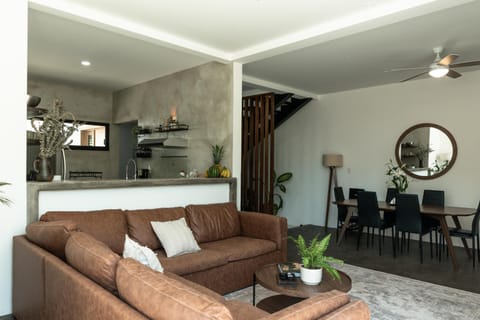 TV and multimedia, Living room, Dining area