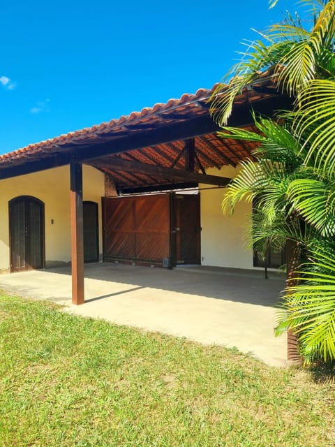 Casa encantadora 900m da PRAIA de Itaipuaçu House in Niterói