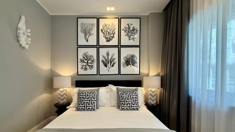 Photo of the whole room, Decorative detail, Bedroom