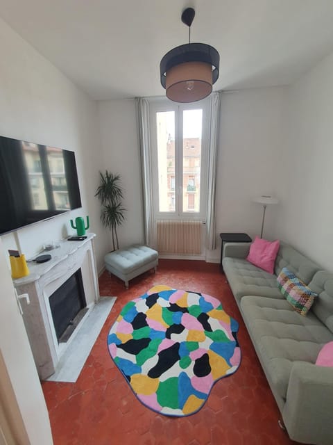 Superbe appartement niçois Apartment in Nice