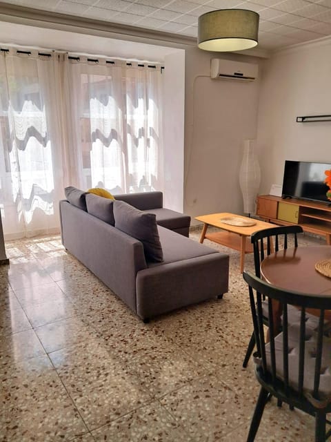 TV and multimedia, Living room, air conditioner