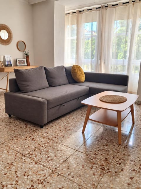 Living room, Seating area, City view, heating, air conditioner