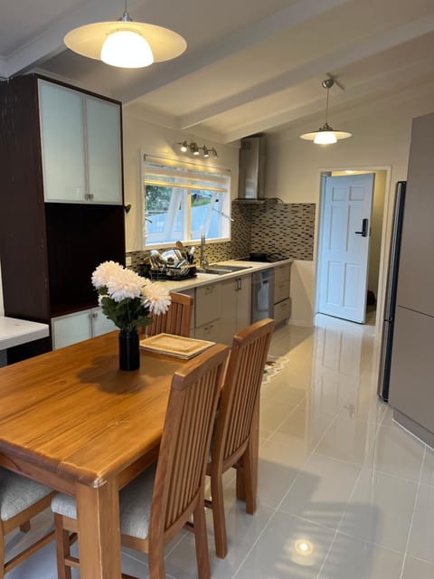 Hillcrest Homestay Vacation rental in Auckland