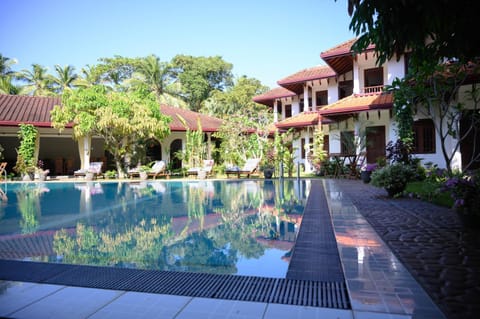 Property building, Garden, Garden view, Pool view, Swimming pool, Swimming pool