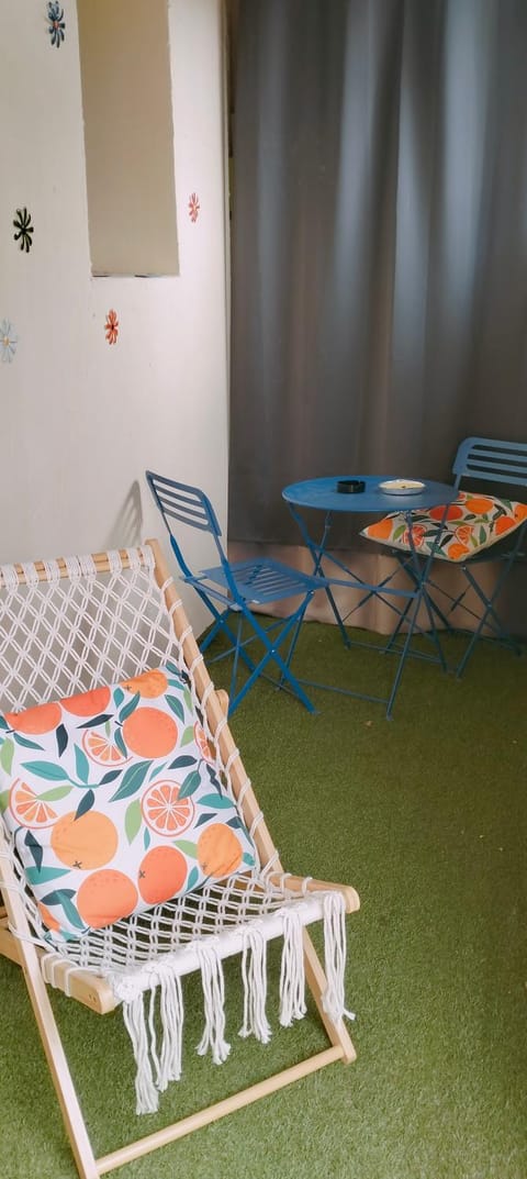 Le petit soleil, 5 mn de la plage et de l'embarcadère, parking et wifi gratuits Apartment in Toulon