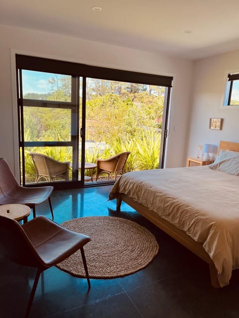 Natural landscape, Balcony/Terrace, Seating area