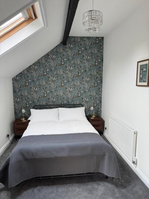 Room above the Inn Apartment in Bristol
