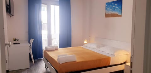 Bedroom, furniture