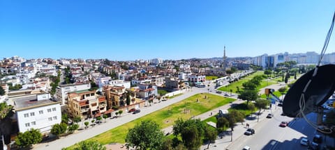 Property building, Bird's eye view, Mountain view