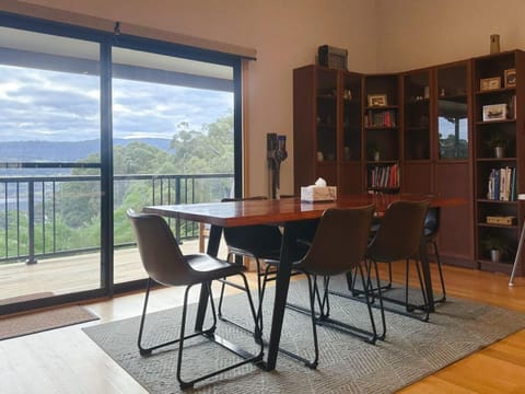 Huon Heights Hideaway at Cygnet Coast House in Tasmania