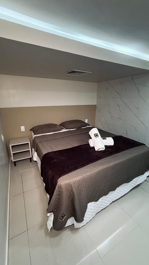 Bed, Bedroom, air conditioner