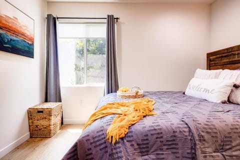 NEW and Modern Cozy Flat in Southern California Apartment in Covina