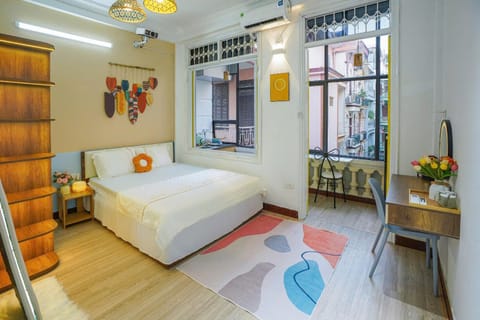 Bed, Living room, Photo of the whole room, Bedroom