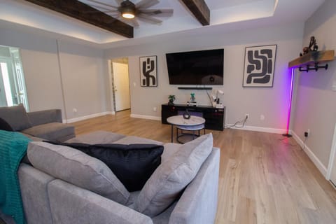 The Zen Den House in Ozark Mountains