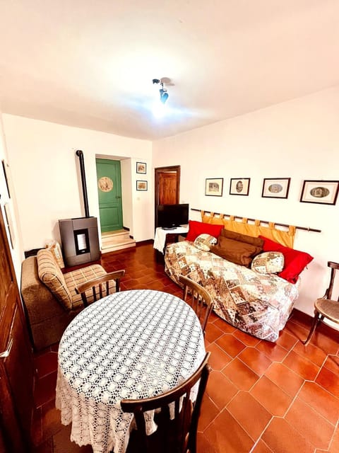 La casa di Nonna Carissima House in Villalago