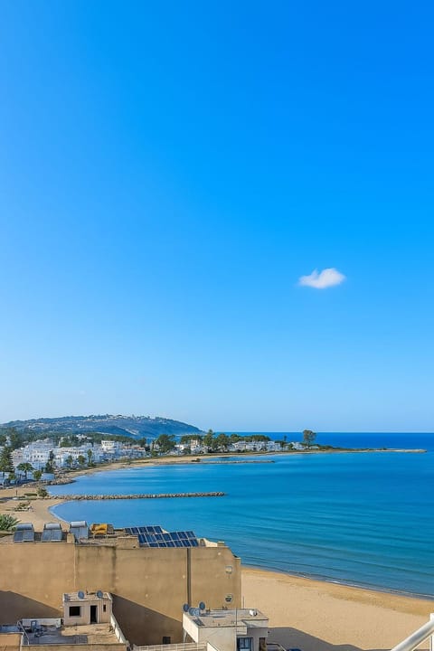 Nearby landmark, Day, Natural landscape, Beach, Sea view