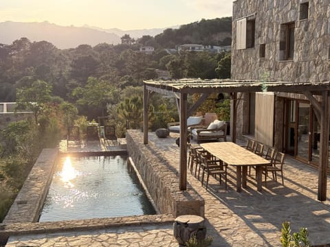 Balcony/Terrace, Swimming pool