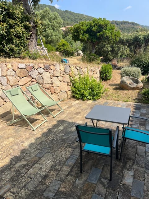 T2 dans villa avec piscine House in Porto-Vecchio