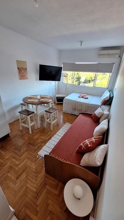 Communal lounge/ TV room, Bed, Living room, Photo of the whole room, Seating area, Bedroom