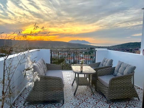 Natural landscape, Balcony/Terrace, Mountain view, Sea view, Sunset