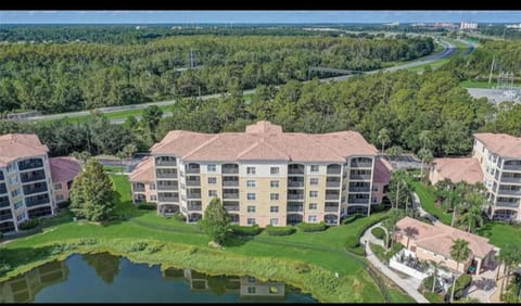 Property building, Natural landscape, Bird's eye view, Lake view