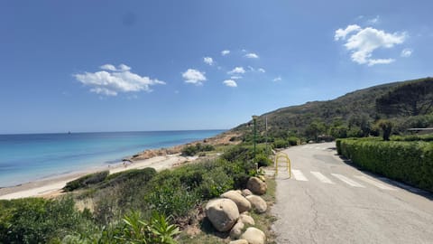 Nearby landmark, Neighbourhood, Natural landscape, Beach, Mountain view, Sea view