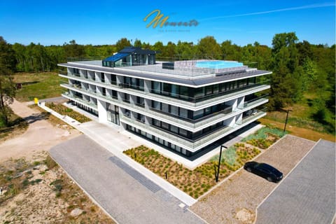 Property building, Day, Bird's eye view