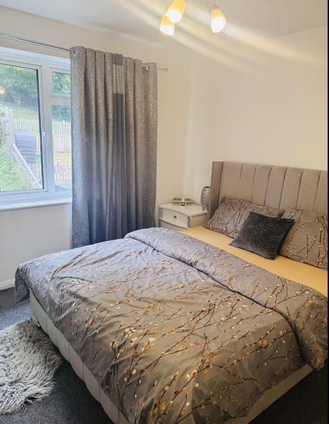 Stylish 3BR Home in High Wycombe Vacation rental in High Wycombe