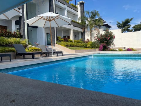 Garden view, Pool view, Swimming pool