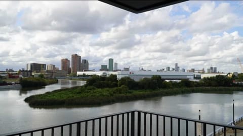 View (from property/room), City view, River view