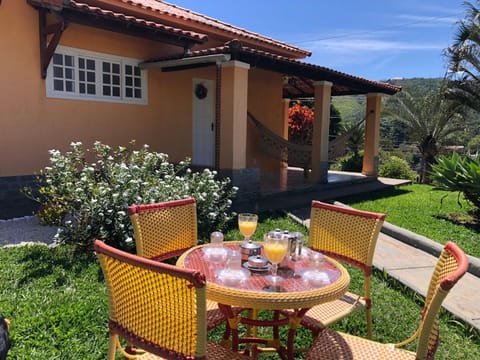 Patio, Spring, Garden, Dining area, Garden view
