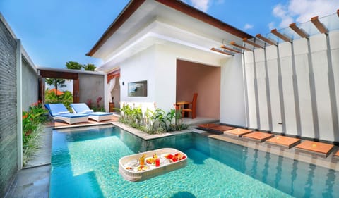 Property building, Pool view, Swimming pool, sunbed