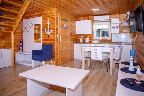 Domki u Rybaka Nature lodge in Pomeranian Voivodeship