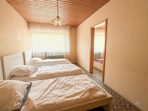 Hotel am Wehr Bed and Breakfast in Trier-Saarburg