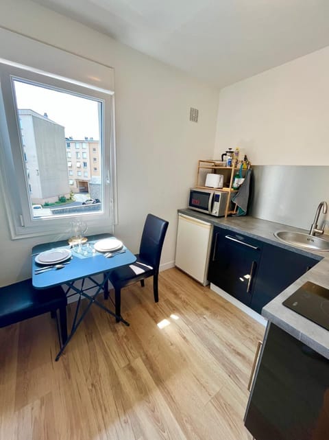 L'Hélios - T1 Bis - Bord de Sarthe Apartment in Le Mans