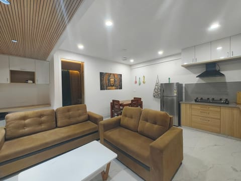 Living room, Dining area, kitchen