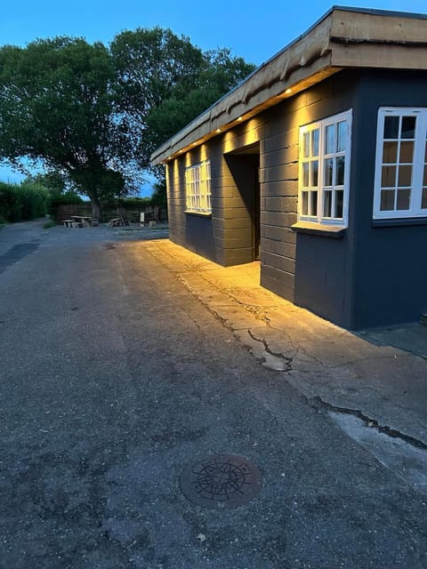Property building, Street view
