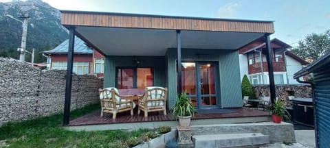 Property building, Patio, Day, View (from property/room), Balcony/Terrace, Dining area, Garden view